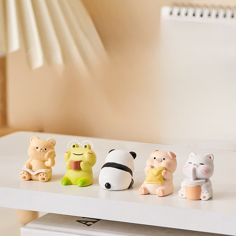 Nimara Ritual Resin Kawaii Animal Rocking Chair Comfort Desk Decor