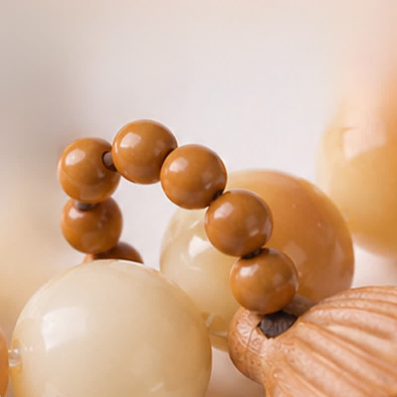 Nimara Ritual White Bodhi Seed Lotus Pod Grounding Hand-Polished Tactile Meditation Beads Decorations