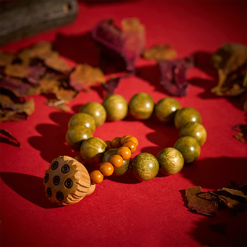 Nimara Ritual Green Sandalwood Lotus Pod Healing Hand-Polished Tactile Meditation Beads Decorations