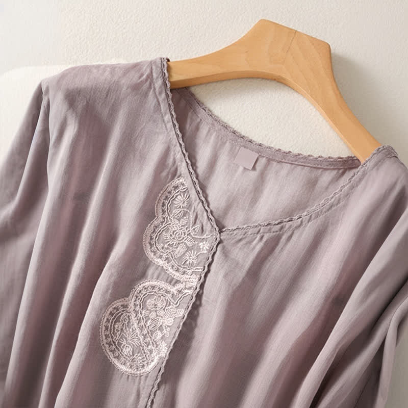 Nimara Ritual Casual Embroidered Pattern Women's V-neck Design Half Sleeve T-Shirt