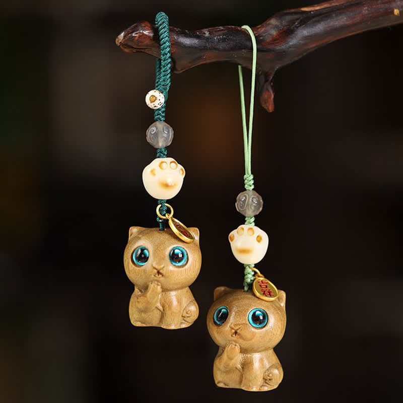 Soothing and Positive Green Sandalwood Cat Hand-Woven Keychains