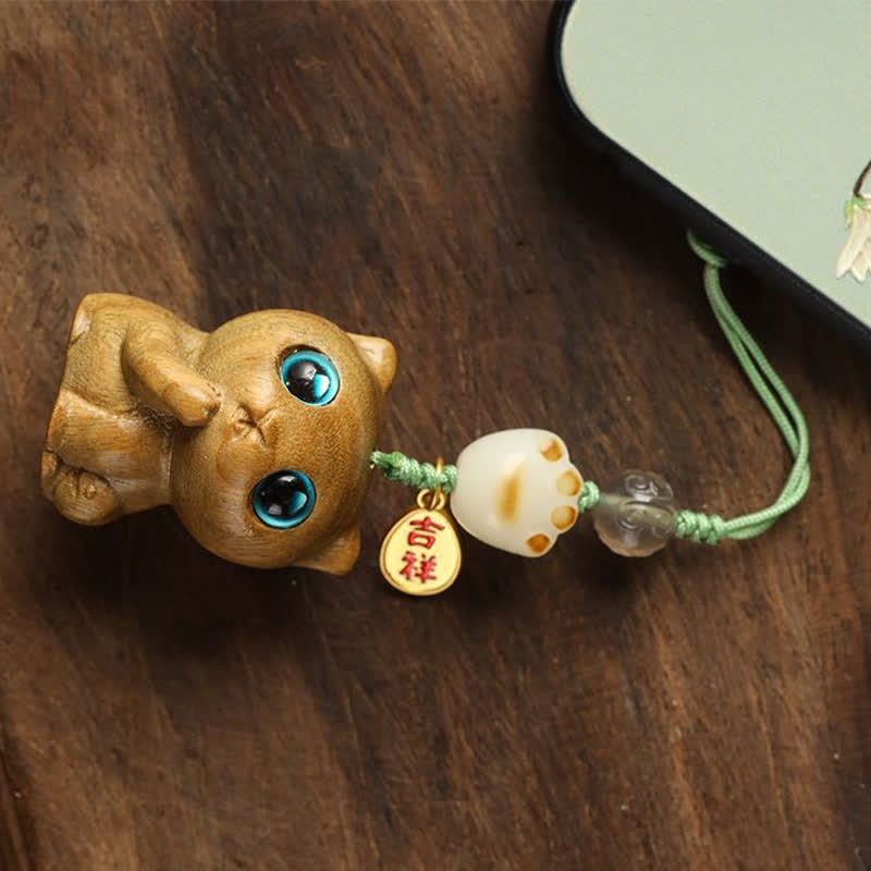 Soothing and Positive Green Sandalwood Cat Hand-Woven Keychains