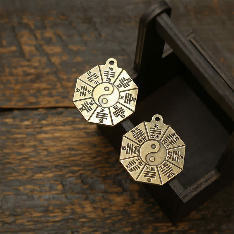 Nimara Ritual Vintage Brass Bagua Pi Xiu Five Emperor Coins Pendant Protection Yin Yang Keychains