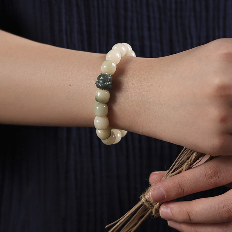 Nimara Ritual Lucky Cat Bodhi Seed Cat Paw Peace Bracelet
