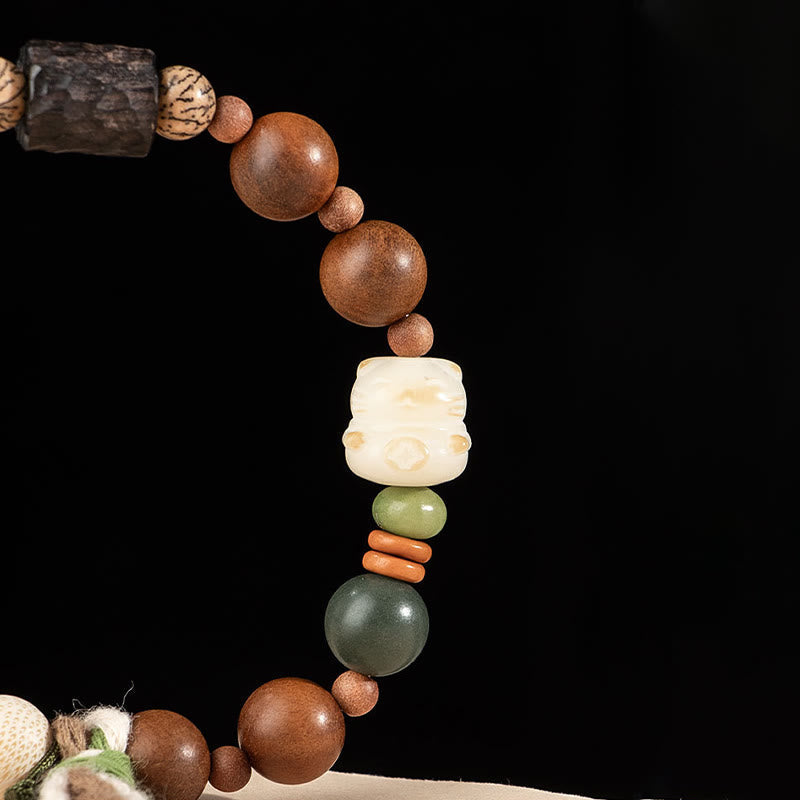 Nimara Ritual Lightning Strike Wood Bodhi Seed Cat Paw Claw Auspiciousness Protection Tassel Bracelet
