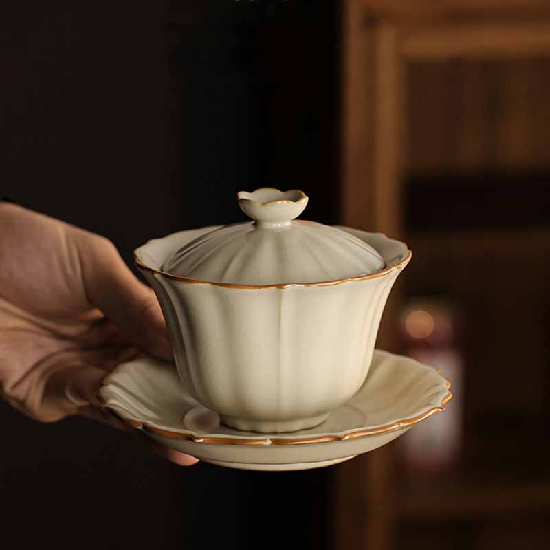 Nimara Ritual Beige Plum Blossom Shape Peach Branch Ceramic Gaiwan Sancai Teacup Kung Fu Tea Cup With Lid