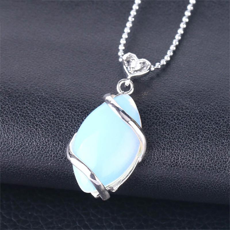 Nimara Ritual Marquise Pattern Natural Crystal Stone Charm Necklace Pendant