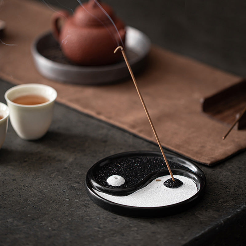Nimara Ritual Yin Yang Zen Balance Incense Holder