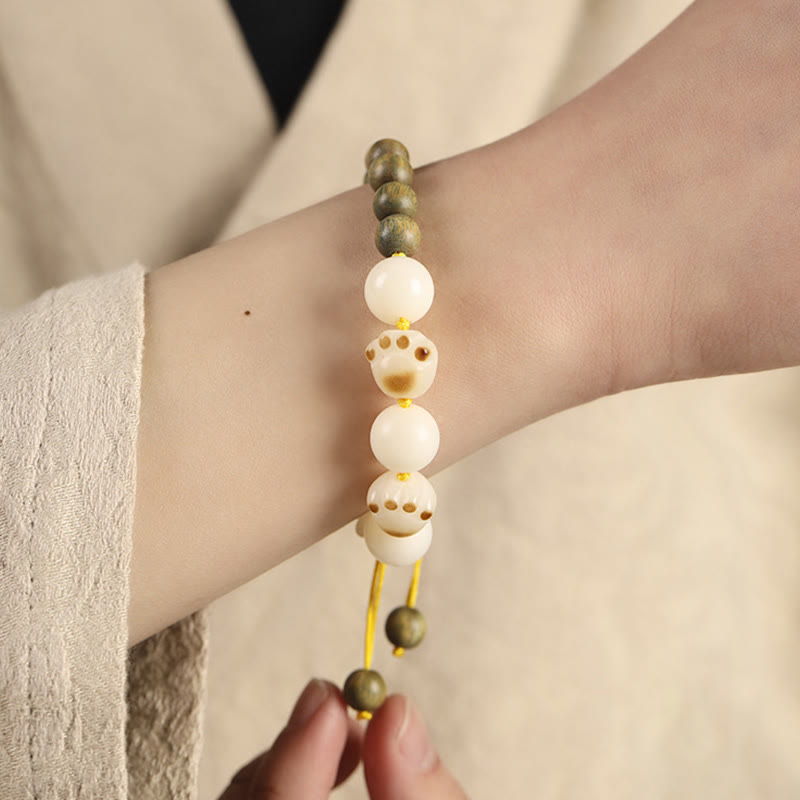 Nimara Ritual Natural Green Sandalwood Bodhi Seed Cat Paw Claw Cure Bracelet