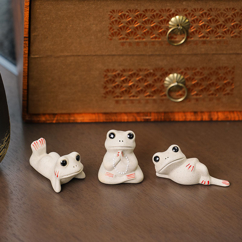 Nimara Ritual Mini Small Praying Frog Ceramic Wealth Prosperity Home Tea Pet Figurine Decoration