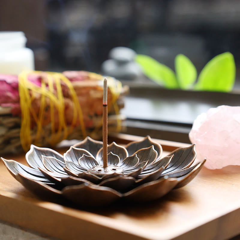 Nimara Ritual Creative Six-hole Lotus Incense Burner