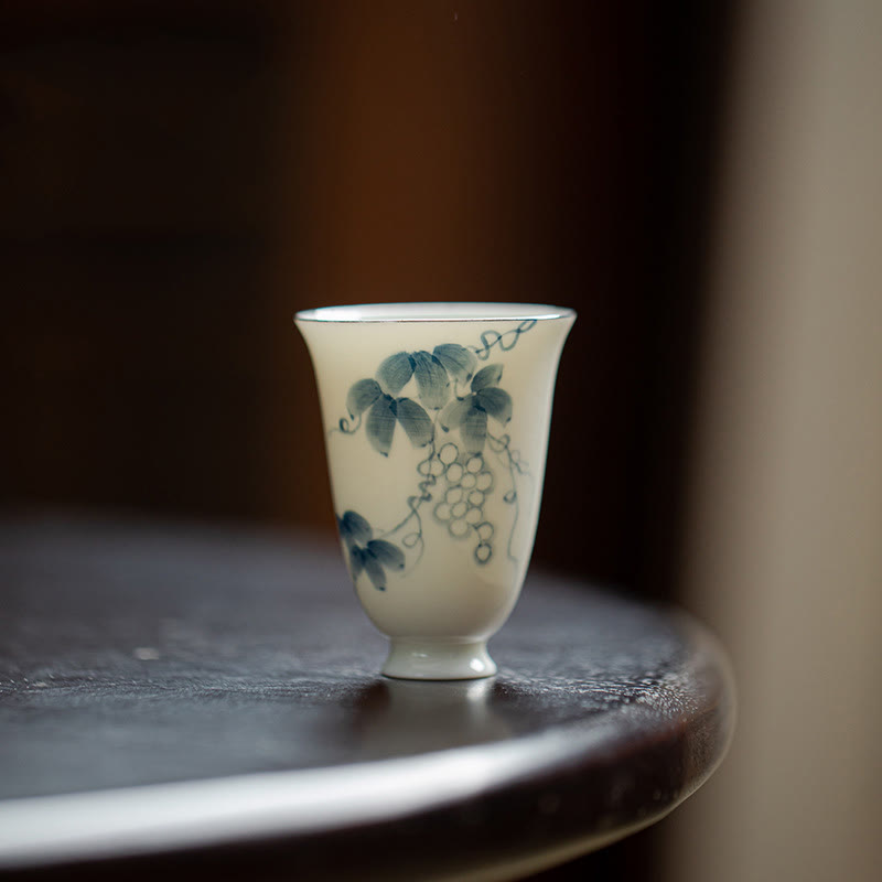 Nimara Ritual Small Hand Painted Grapes Ceramic Teacup Kung Fu Tea Cup 30ml