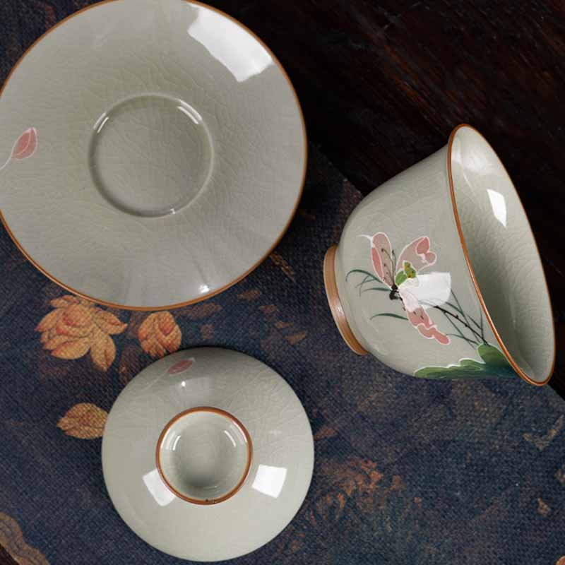 Nimara Ritual Lotus Koi Fish Pod Leaf Ceramic Gaiwan Sancai Teacup Kung Fu Tea Cup And Saucer With Lid 140ml