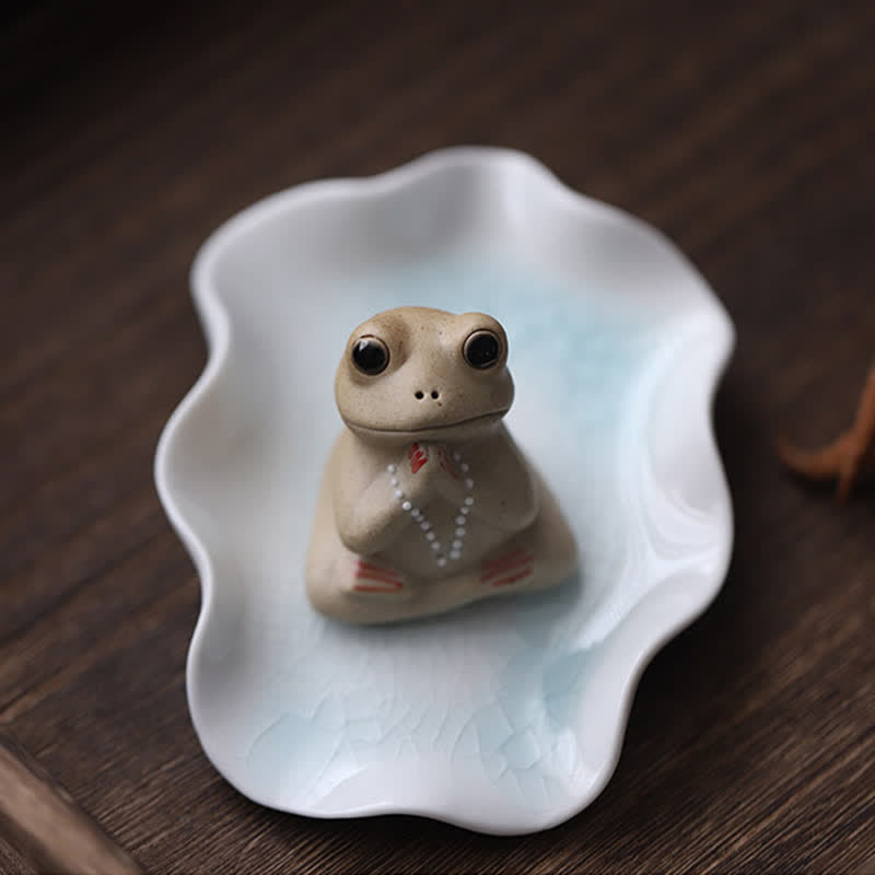 Nimara Ritual Meditating Ceramic Small Frog Statue Decoration