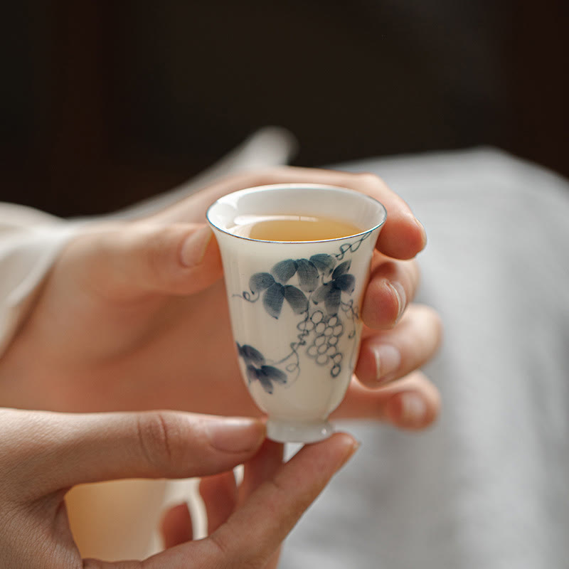 Nimara Ritual Small Hand Painted Grapes Ceramic Teacup Kung Fu Tea Cup 30ml