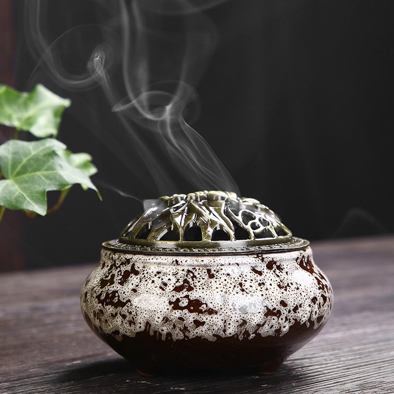 Nimara Ritual Flower Pattern Ceramic Blessing Meditation Incense Burner Decoration