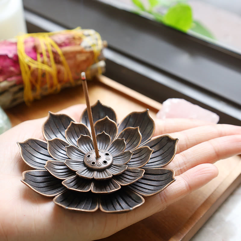 Nimara Ritual Creative Six-hole Lotus Incense Burner