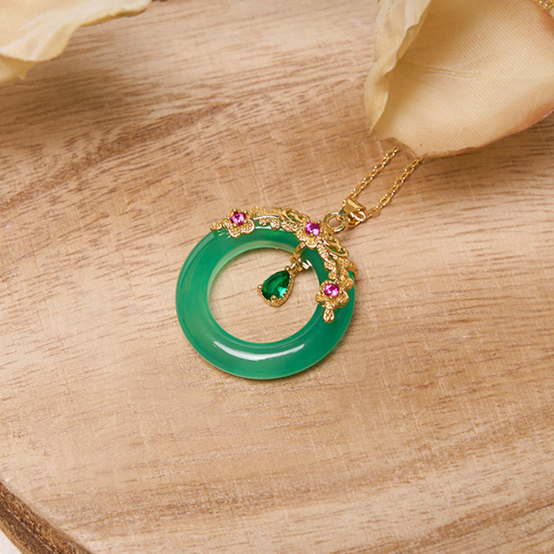 Nimara Ritual Green Chalcedony Peace Buckle Design Strength Necklace Pendant