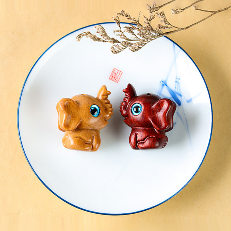 Nimara Ritual Sandalwood Small Leaf Red Sandalwood Green Sandalwood Lucky Mini Elephant Carved Protection Decoration