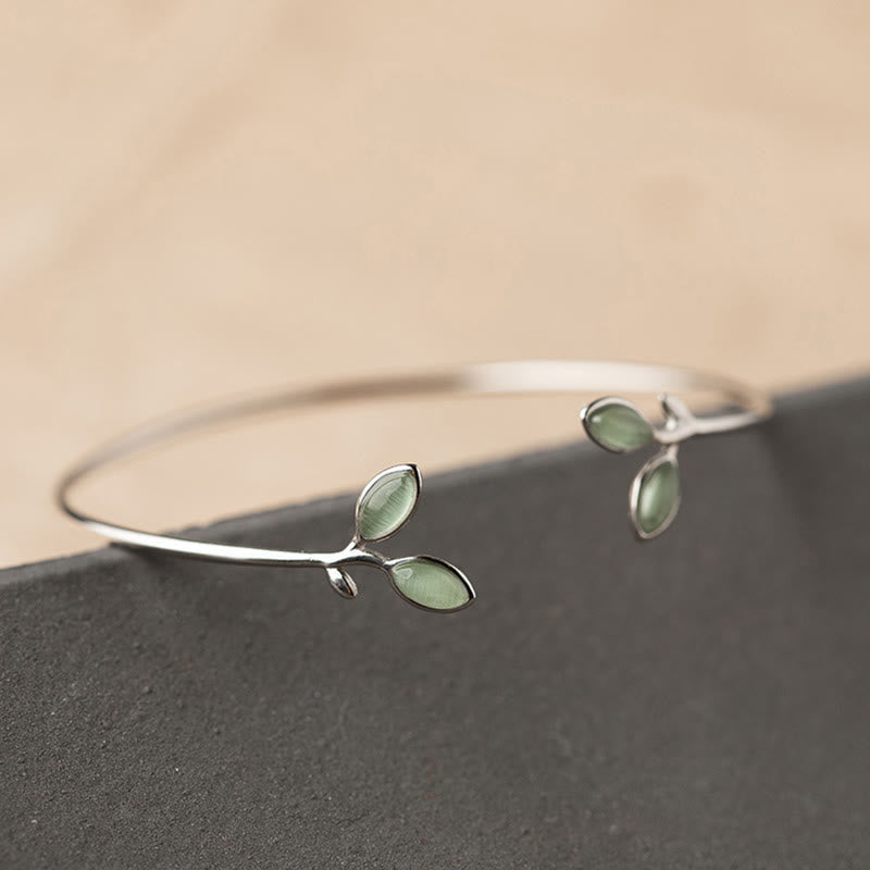 Nimara Ritual Leaf Pattern Cat Eye Support Cuff Bracelet Bangle