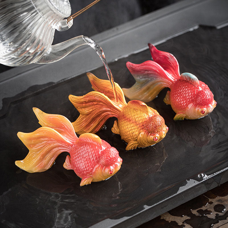 Nimara Ritual Color Changing Koi Fish Resin Tea Pet Wealth Home Figurine Decoration