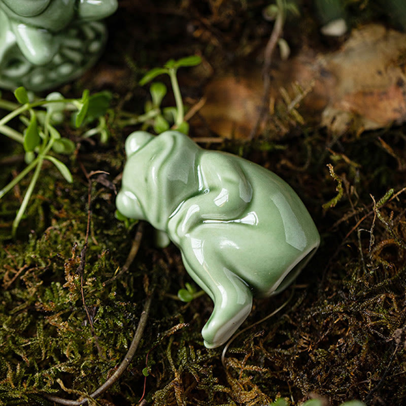Nimara Ritual Mini Small Meditation Lotus Resting Frog Ceramic Wealth Luck Home Tea Pet Figurine Decoration