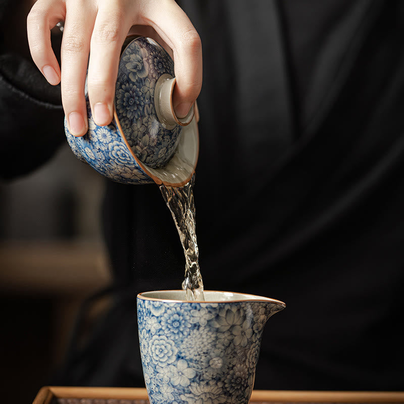 Nimara Ritual Vintage Blue And White Porcelain Peach Blossom Lotus Peony Ceramic Gaiwan Sancai Teacup Kung Fu Tea Cup And Saucer With Lid