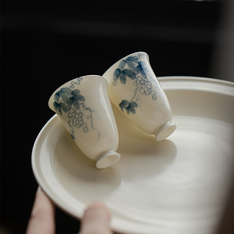 Nimara Ritual Small Hand Painted Grapes Ceramic Teacup Kung Fu Tea Cup 30ml