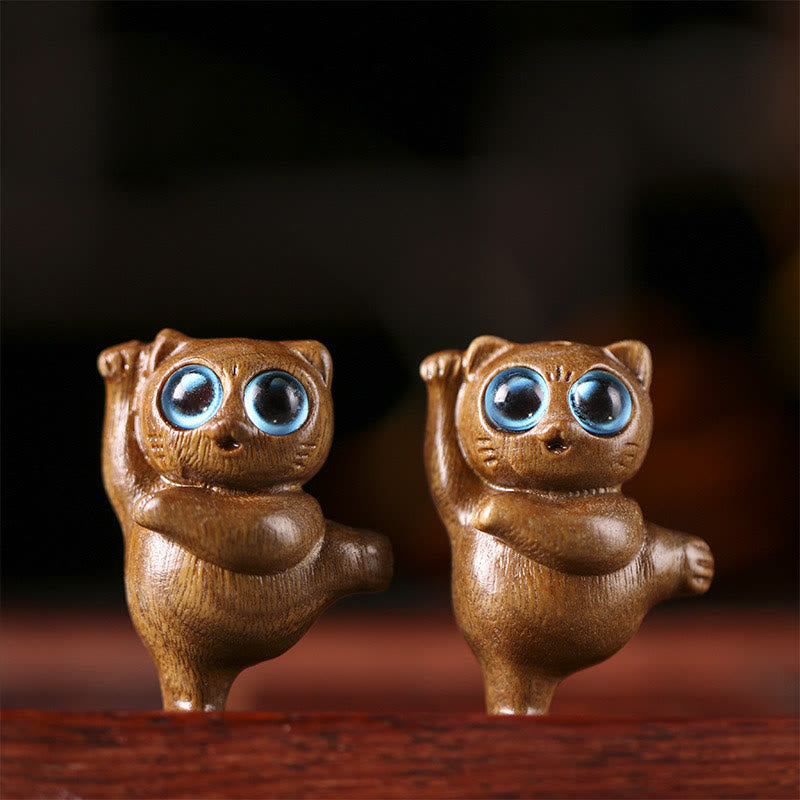 Nimara Ritual Mini Green Sandalwood Dancing Cat Engraved Positive Desk Decorations