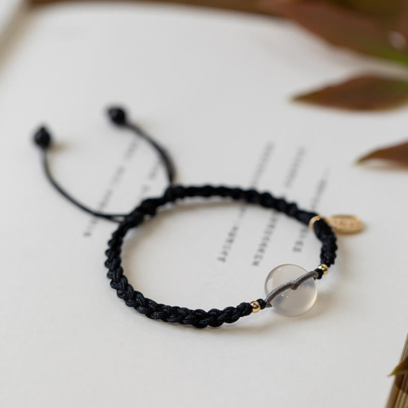 Nimara Ritual Chalcedony Round Peace Buckle Positive String Bracelet