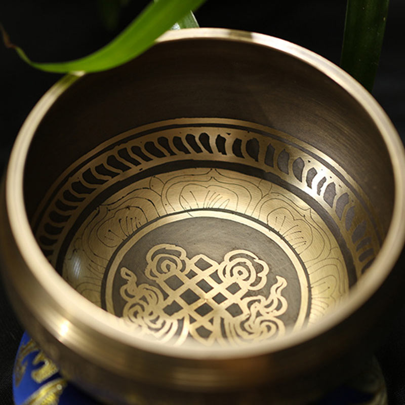 Nimara Ritual Tibetan Meditation Sound Bowl Handcrafted for Healing and Mindfulness Singing Bowl Set