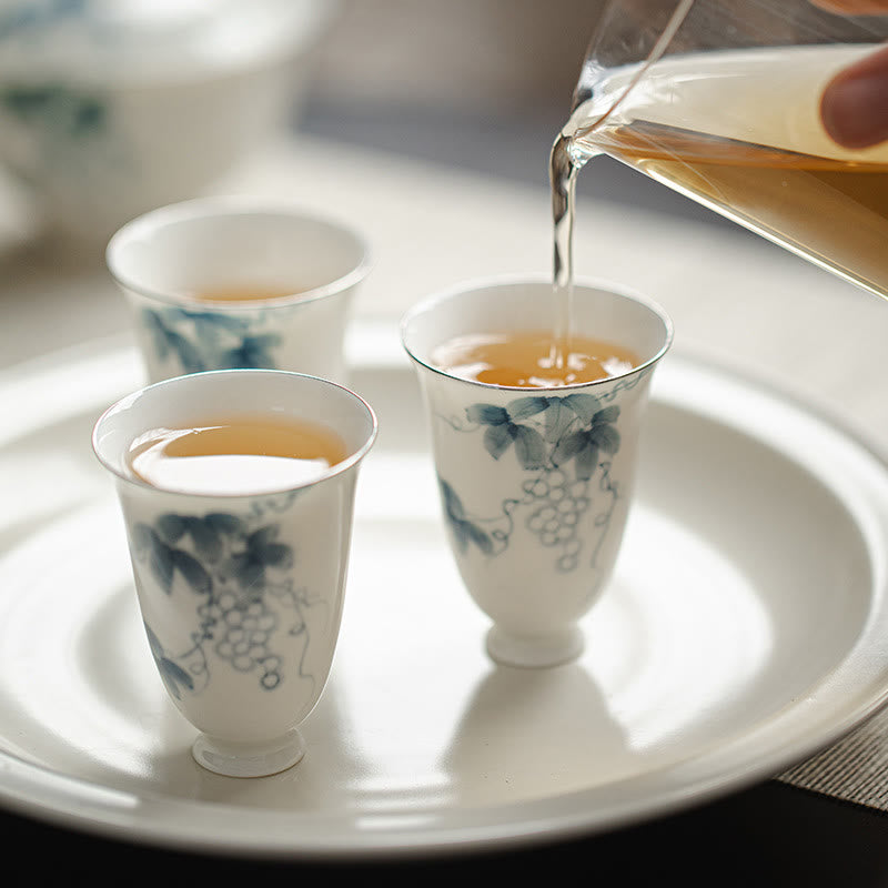 Nimara Ritual Small Hand Painted Grapes Ceramic Teacup Kung Fu Tea Cup 30ml