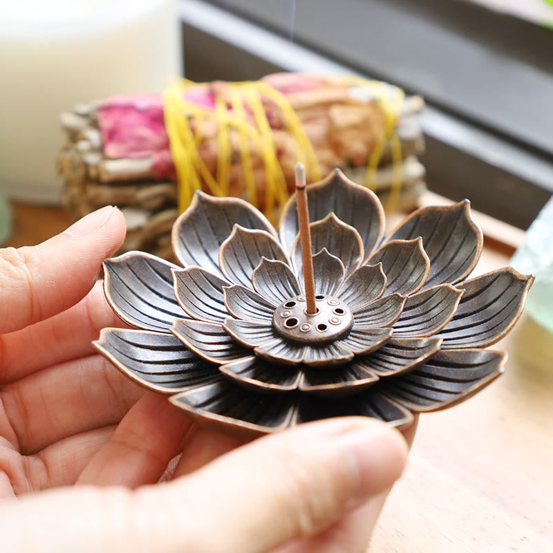 Nimara Ritual Creative Six-hole Lotus Incense Burner