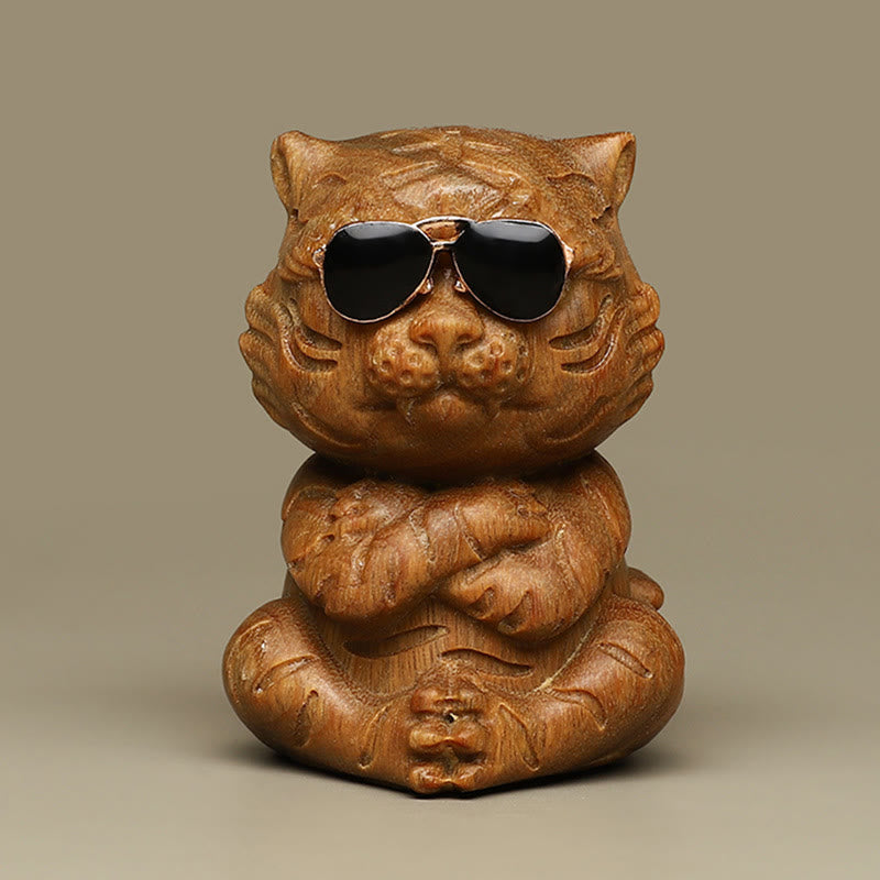 Nimara Ritual Small Green Sandalwood Tiger Engraved Positive Desk Decorations