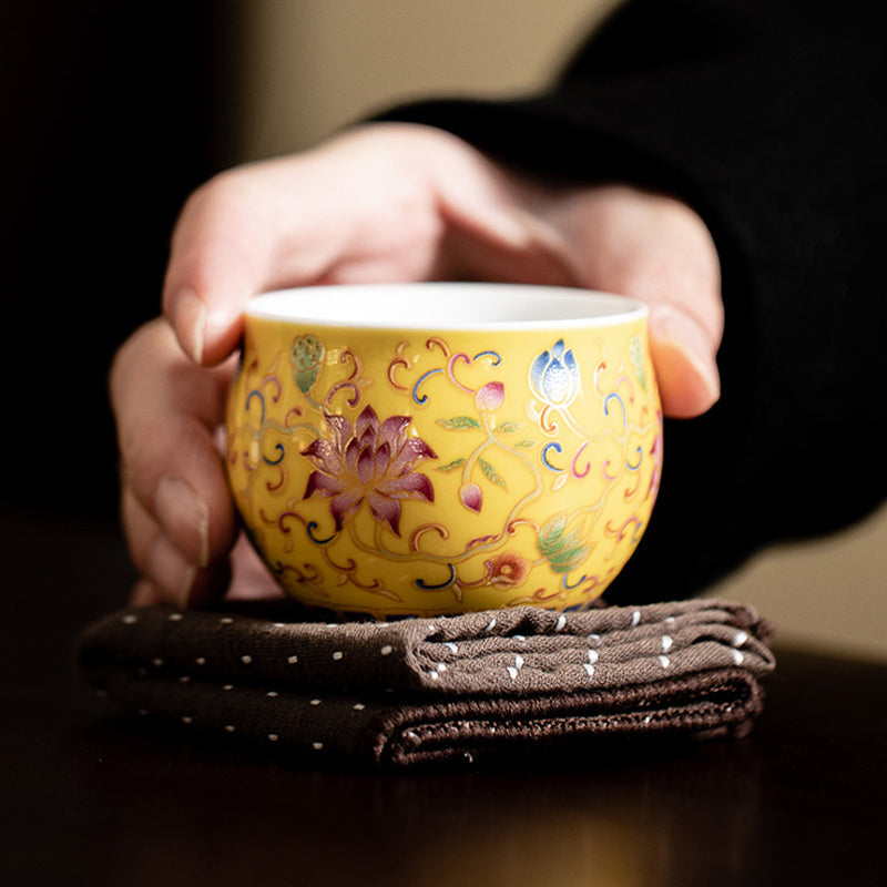 Nimara Ritual Lotus Flower Pod Pattern Ceramic Teacup Kung Fu Tea Cup 80ml