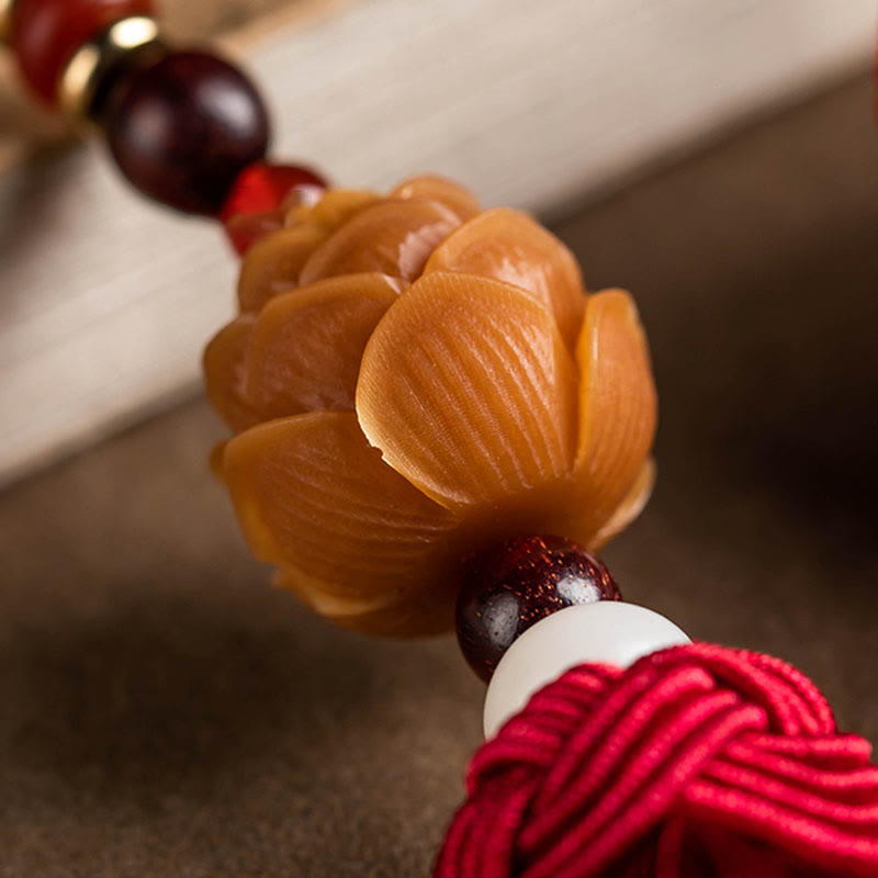 Nimara Ritual Tibetan Small Leaf Red Sandalwood Lotus Cinnabar Sachet Protection Tassel Car Hanging Decoration