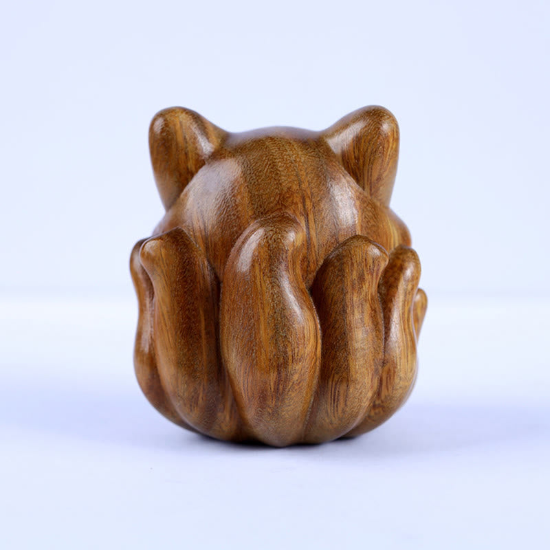 Nimara Ritual Mini Nine Tailed Fox Ivory Fruit Sandalwood Green Sandalwood Blessing Decoration