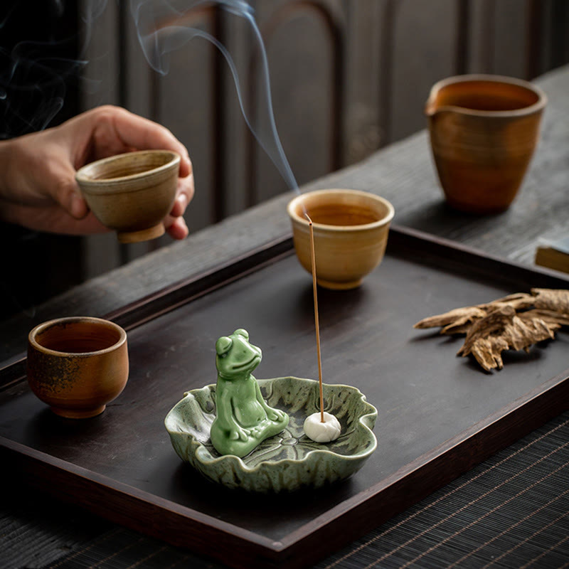 Nimara Ritual Leaf Meditation Frog Pattern Healing Ceramic Incense Burner Decoration
