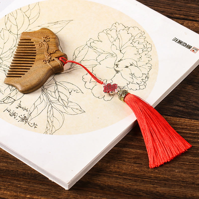 Nimara Ritual Green Sandalwood Flower Pattern Engraved Soothing Comb