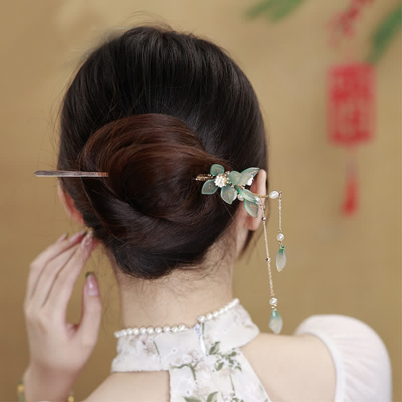 Nimara Ritual Flower Leaf Pearl Peace Tassel Hairpin