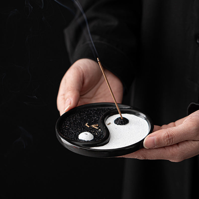 Nimara Ritual Yin Yang Zen Balance Incense Holder