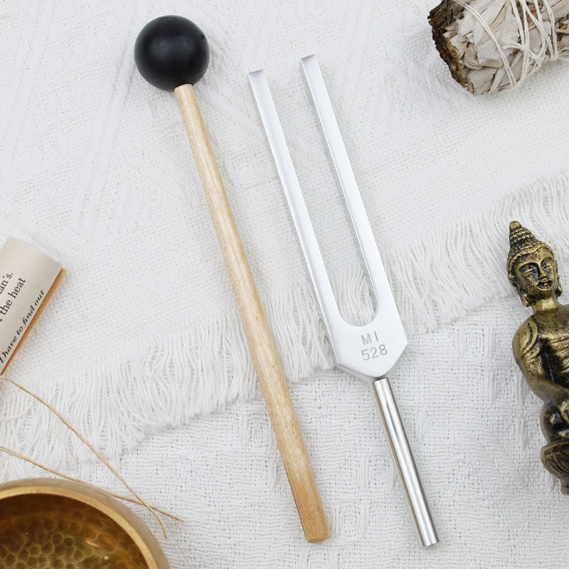 Nimara Ritual Tuning Fork 528HZ Aluminum Alloy for Chakra and Sound Therapy Ornament Decoration With a Mallet